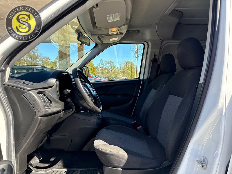 Used 2017 RAM ProMaster City Tradesman w/ Rear Back-up Camera Group FWD image 11