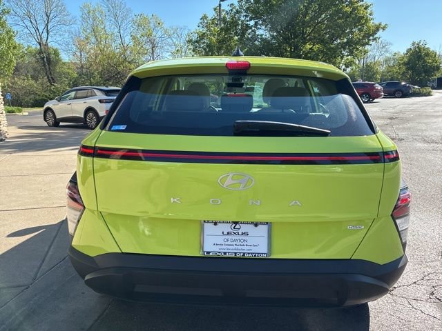 Used 2024 Hyundai Kona SE image 4