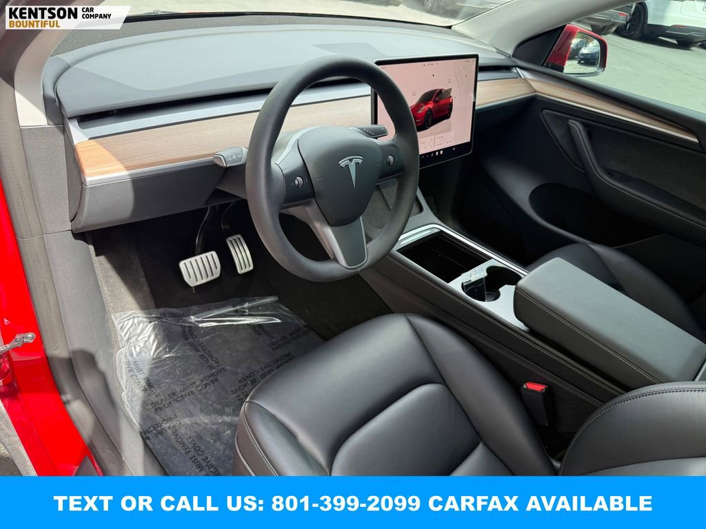 Used 2023 Tesla Model Y Performance AWD/4WD image 29