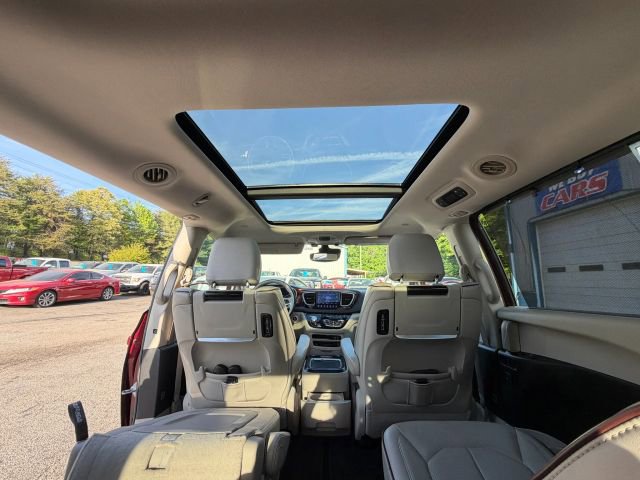 Used 2017 Chrysler Pacifica Limited FWD image 15