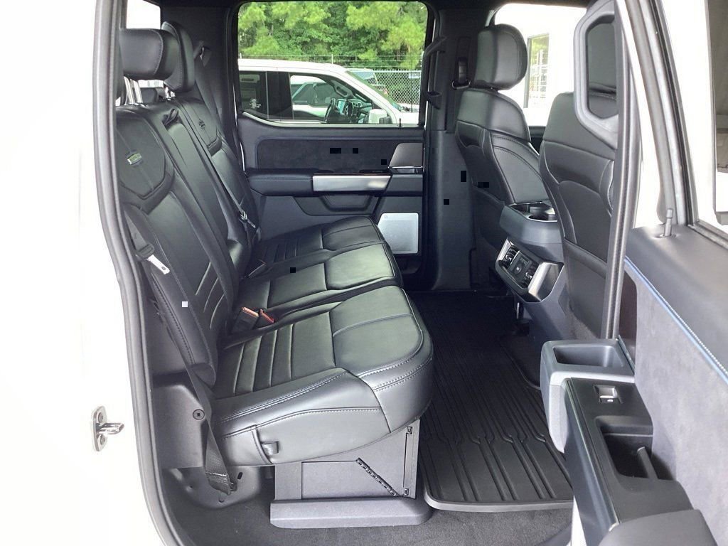 New 2026 Ford F250 Platinum image 35