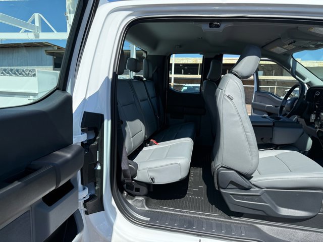 New 2026 Ford F250 XL w/ XL Chrome Package image 24
