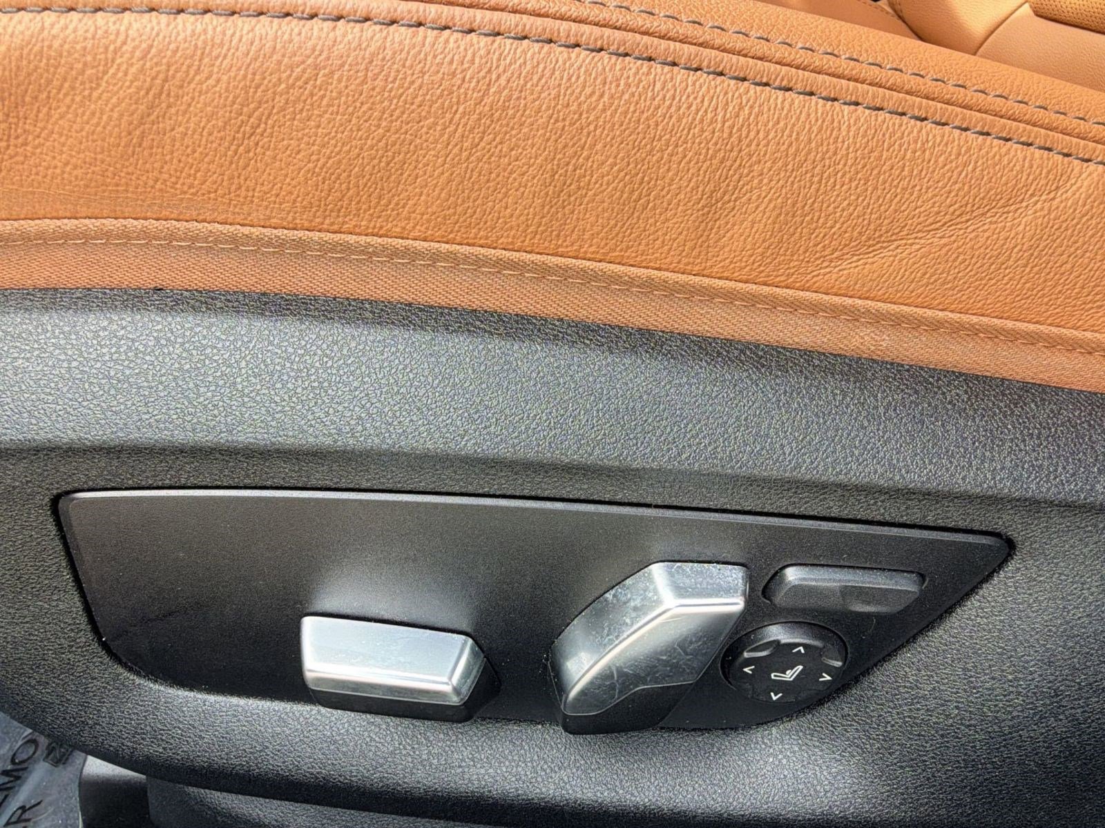 Certified 2023 BMW 530i w/ Premium Package image 14