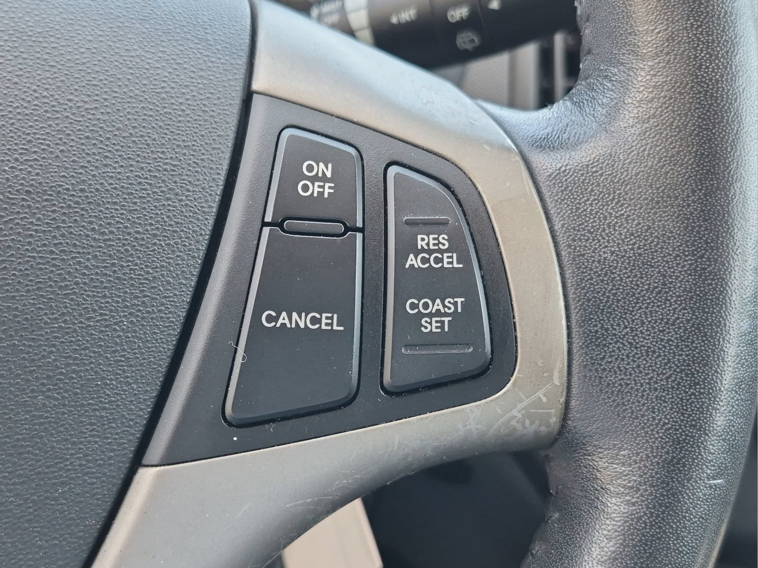 Used 2011 Hyundai Elantra FWD image 10