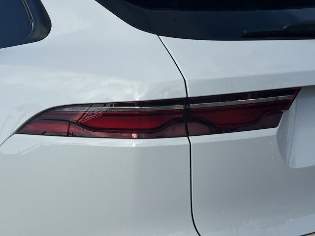 Used 2025 Jaguar F-PACE R-Dynamic S image 10
