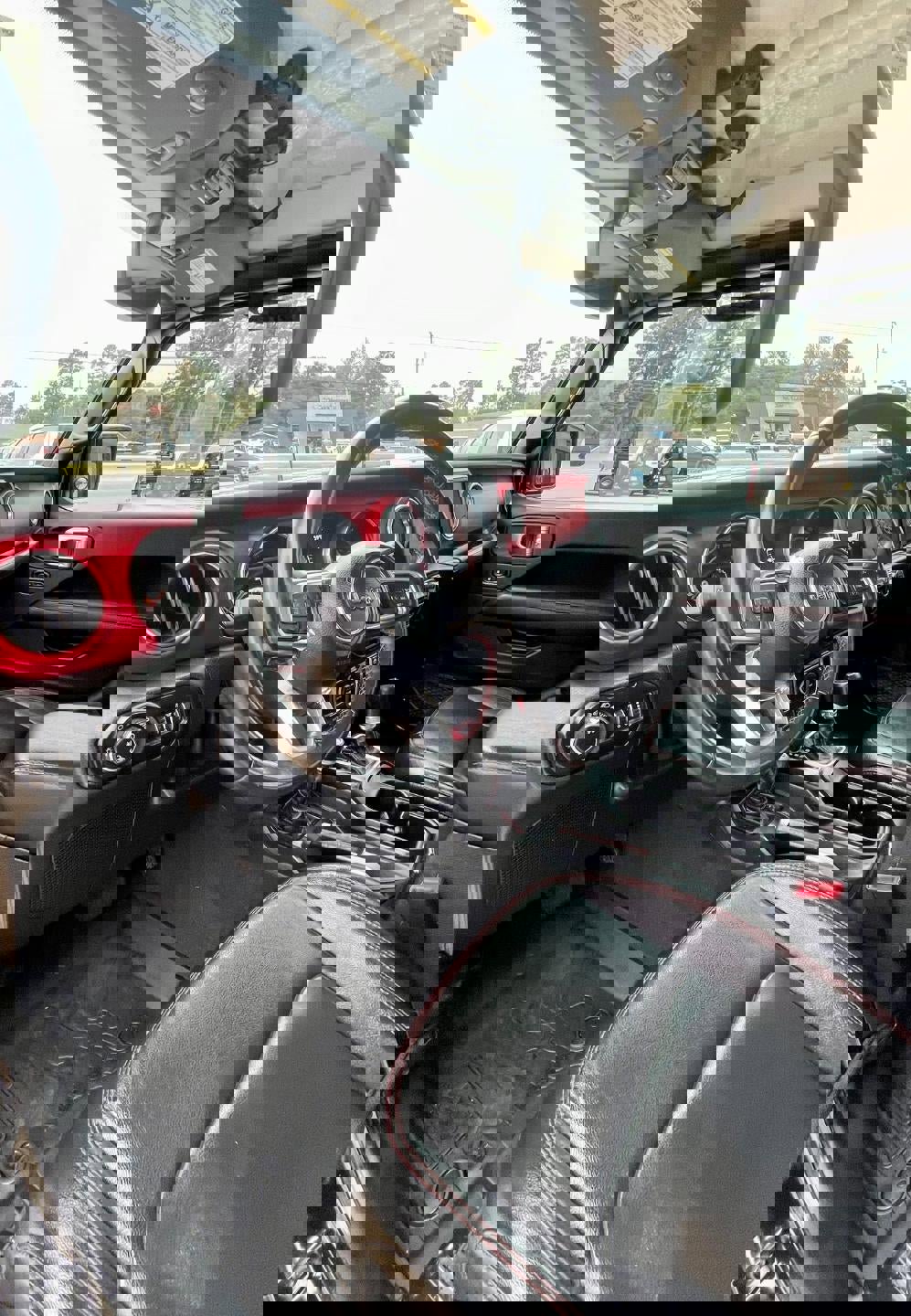 Used 2020 Jeep Gladiator Rubicon image 9