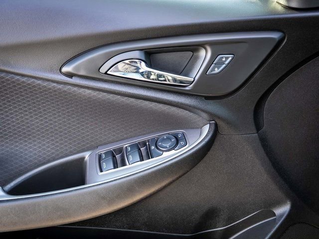Used 2025 Chevrolet Malibu LT image 19