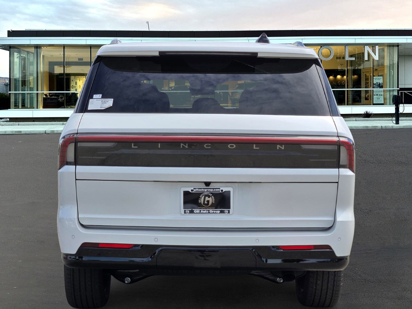 New 2026 Lincoln Navigator L Reserve AWD/4WD image 5