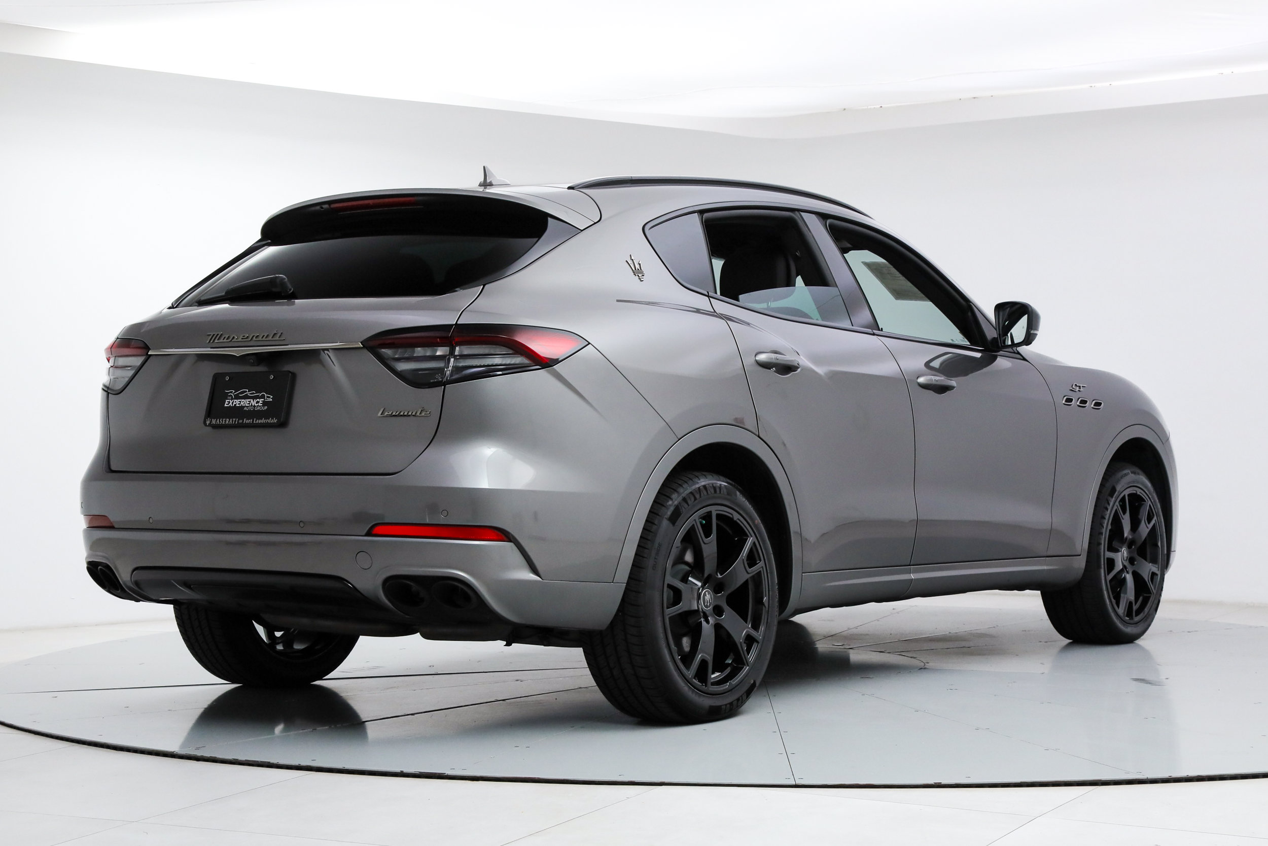 Certified 2022 Maserati Levante GT AWD/4WD image 5