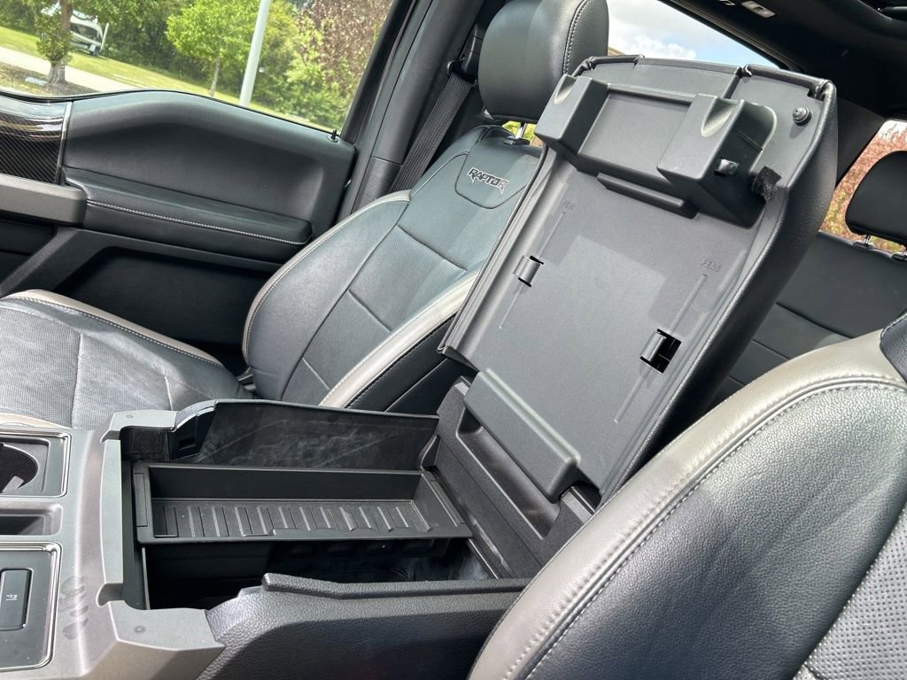 Used 2018 Ford F150 Raptor w/ Equipment Group 802A Luxury image 37