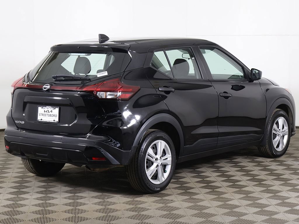 Used 2024 Nissan Kicks S image 7