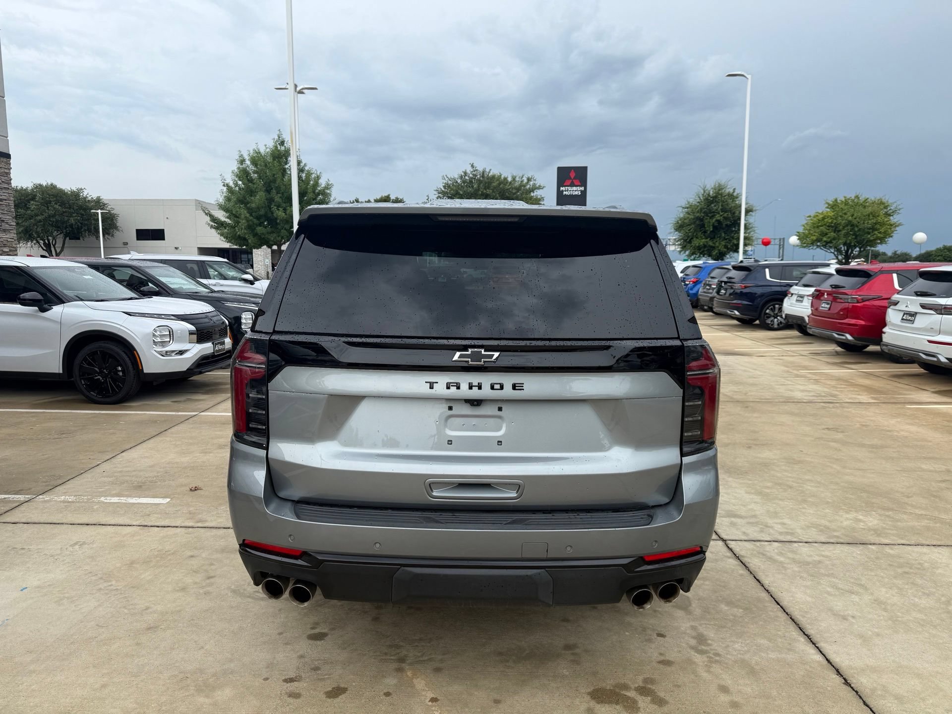 Used 2025 Chevrolet Tahoe Z71 AWD/4WD image 4