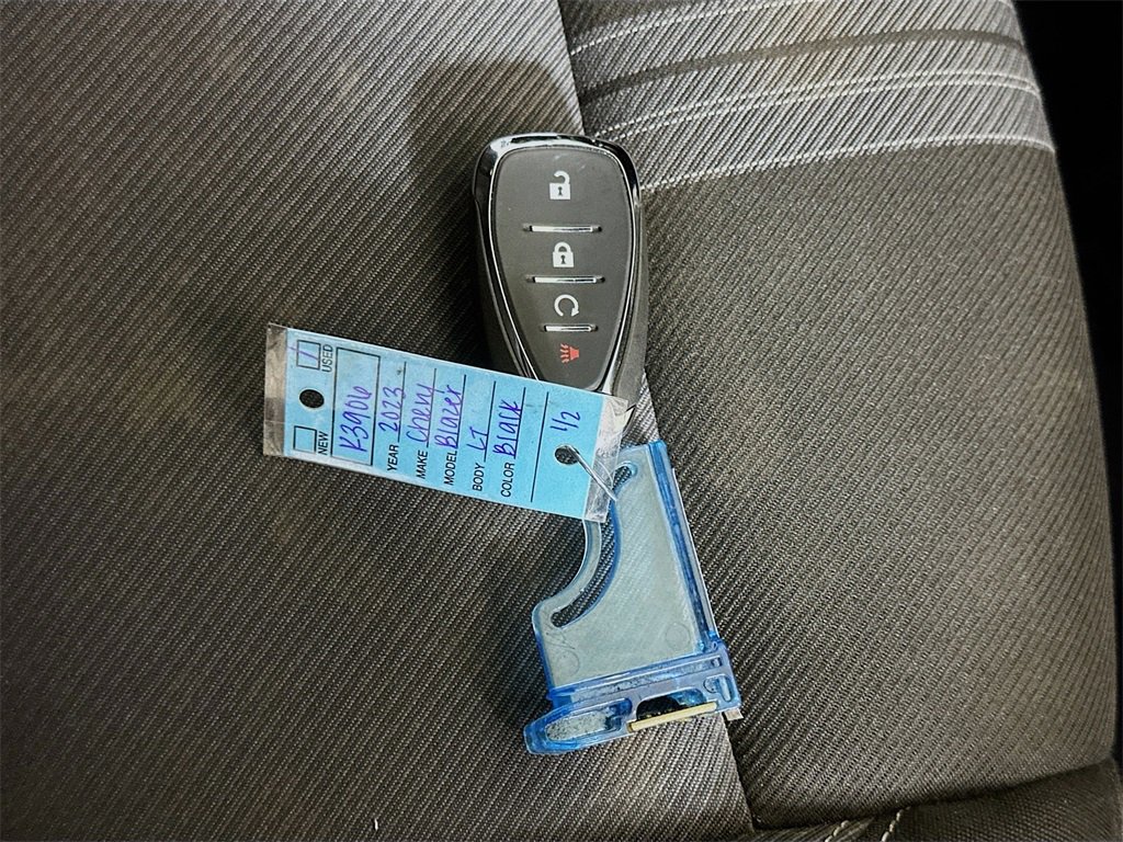 Used 2023 Chevrolet Blazer LT image 34