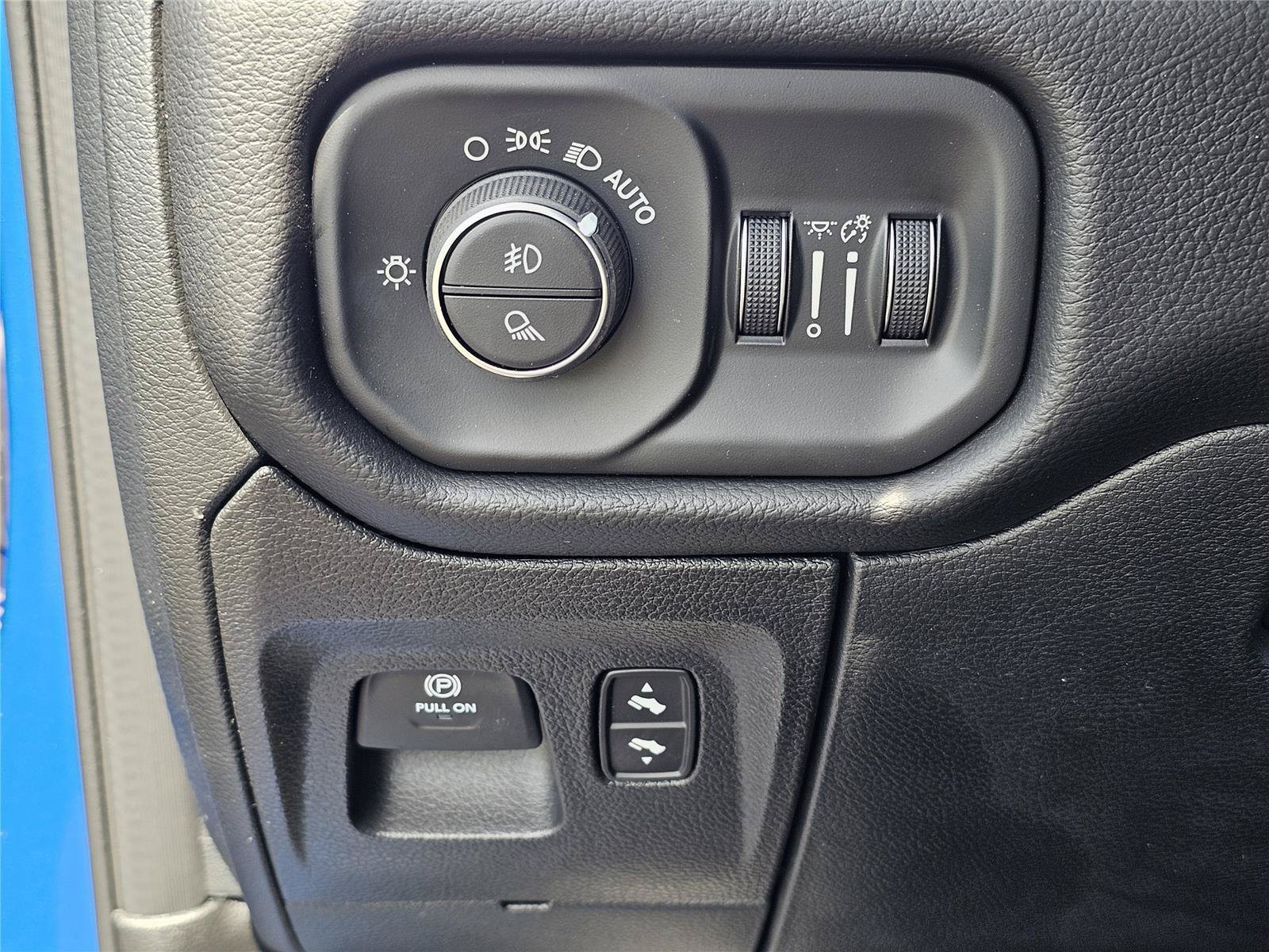 New 2026 RAM 1500 Big Horn AWD/4WD image 20