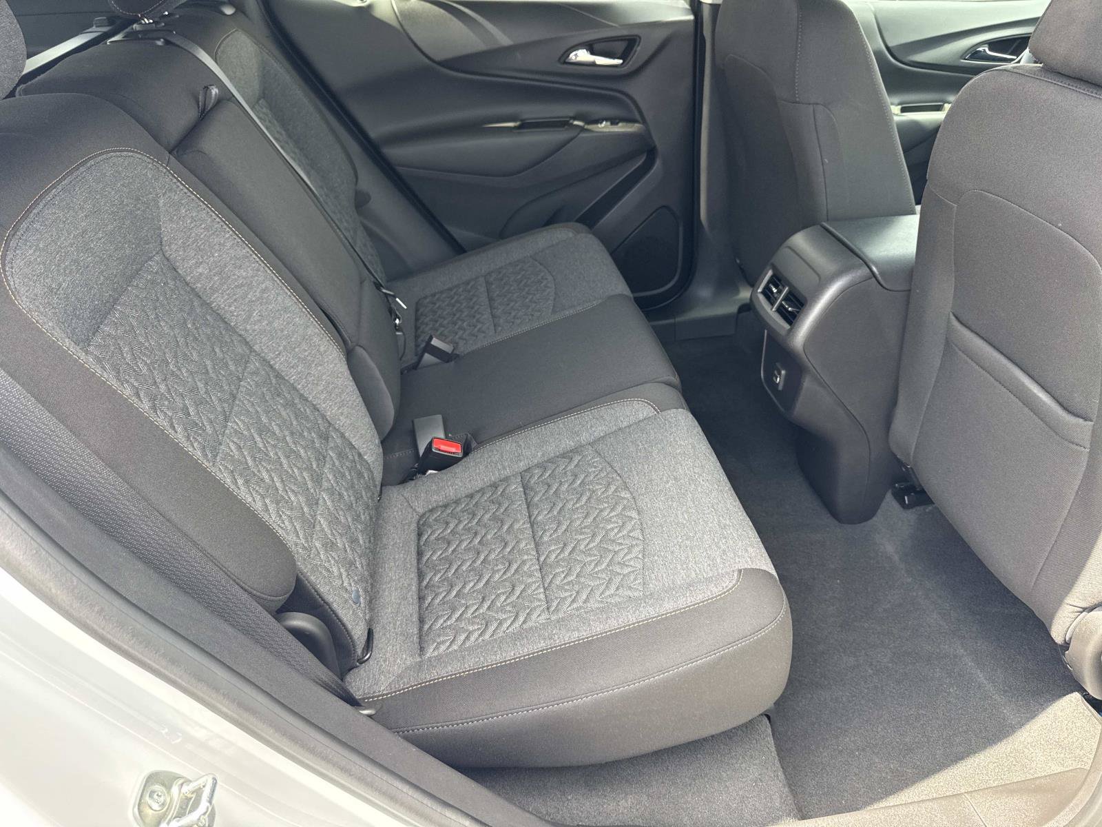 Used 2024 Chevrolet Equinox LT w/ LPO, Cargo Package FWD image 31