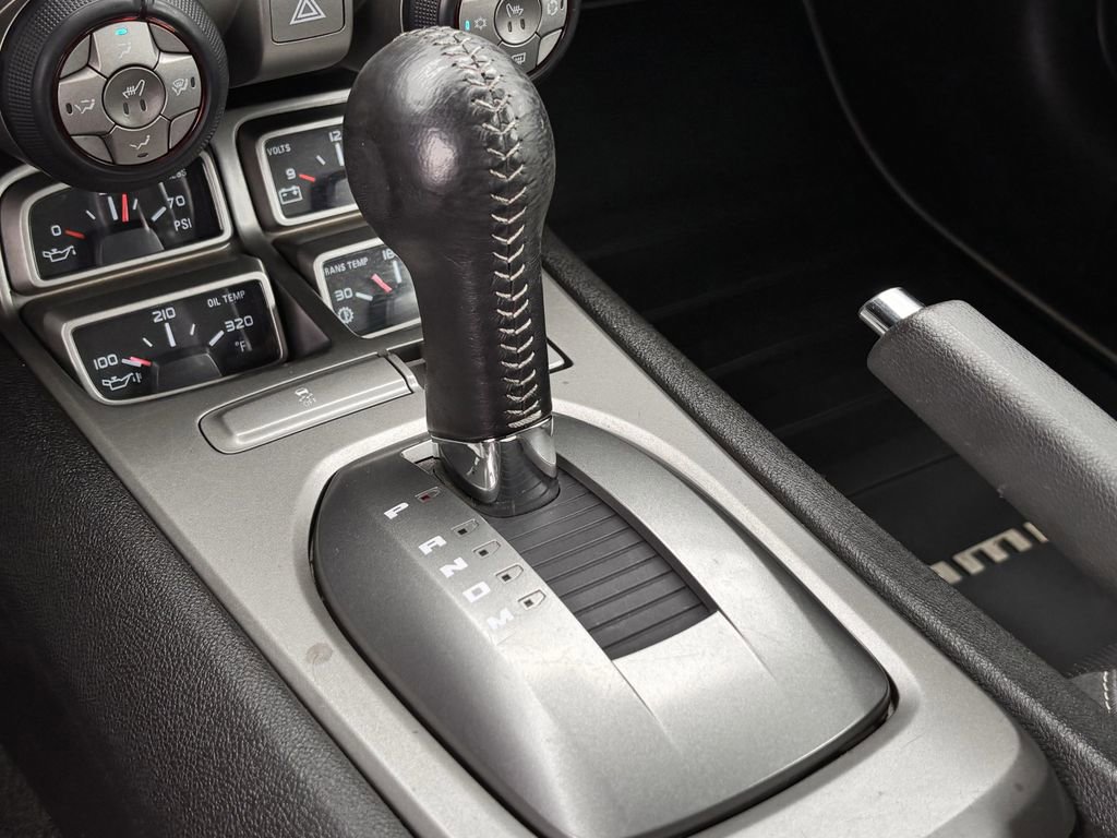 Used 2015 Chevrolet Camaro SS image 18