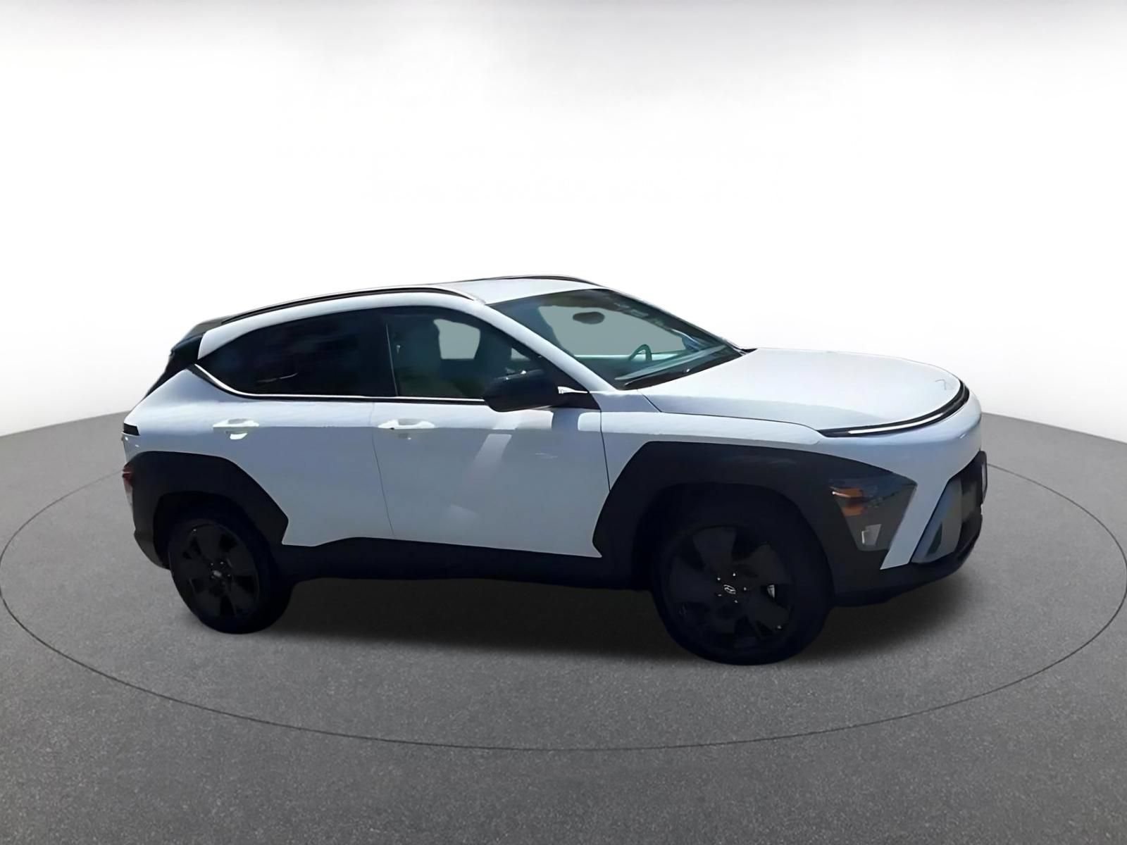 Used 2026 Hyundai Kona SEL Sport FWD image 2