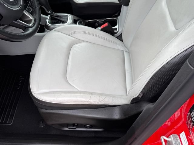 Used 2021 Jeep Renegade Limited w/ Sun & Sound Group AWD/4WD image 24