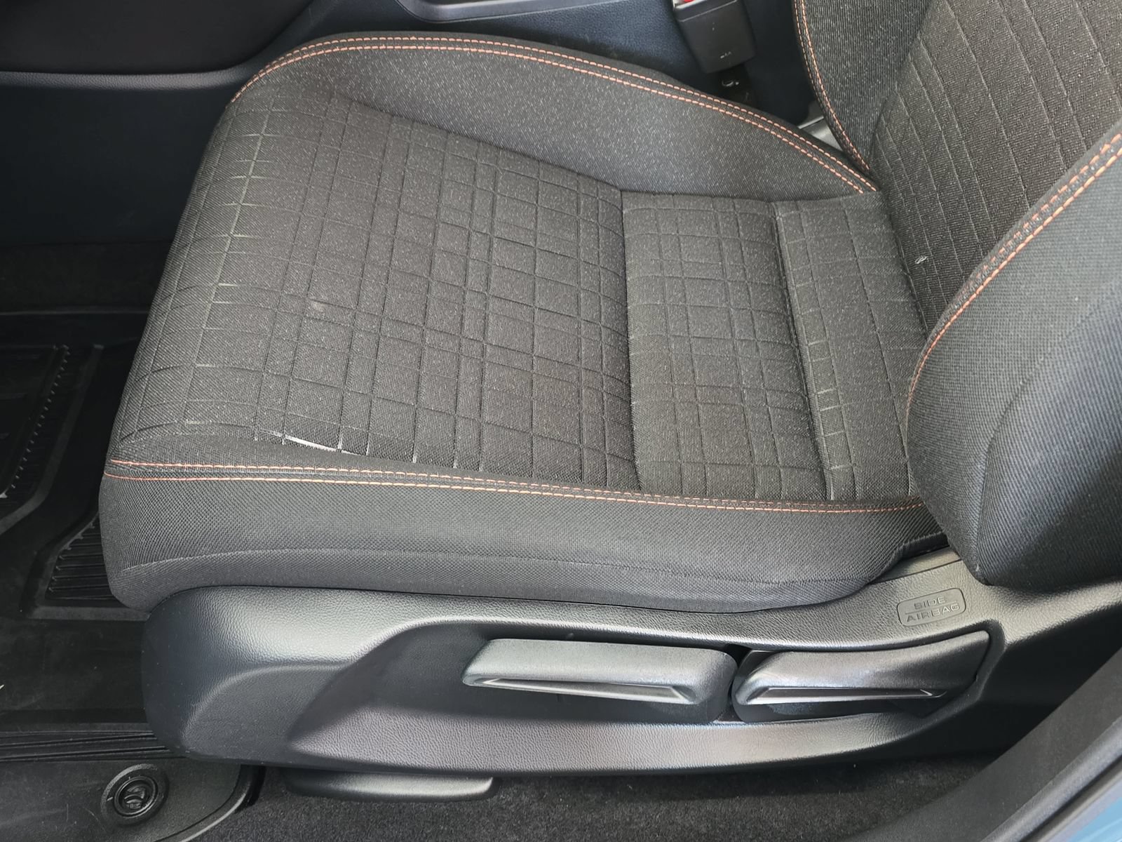 Certified 2025 Honda HR-V Sport image 26