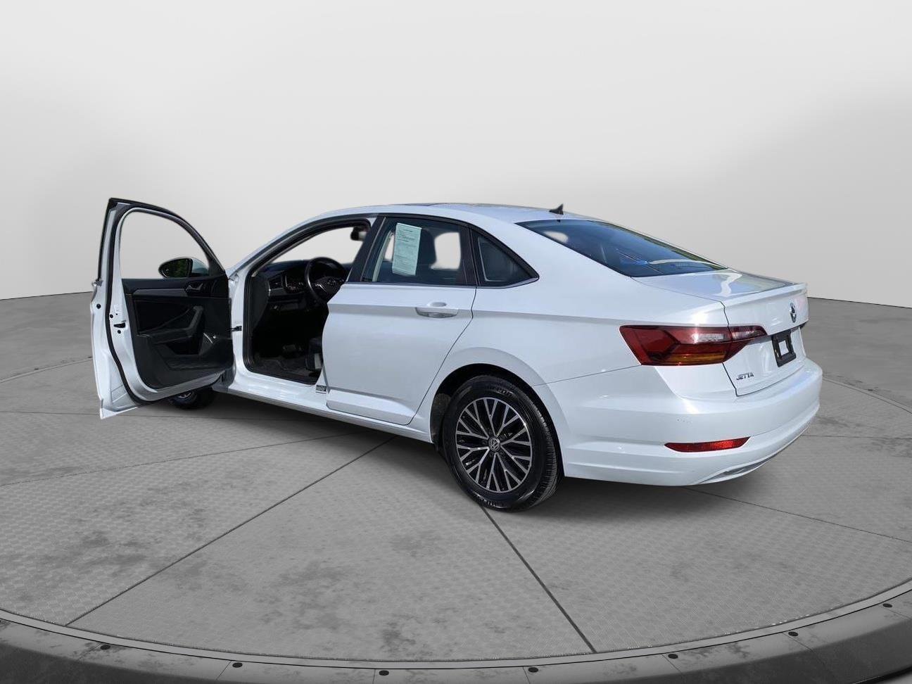 Used 2019 Volkswagen Jetta SE FWD image 10