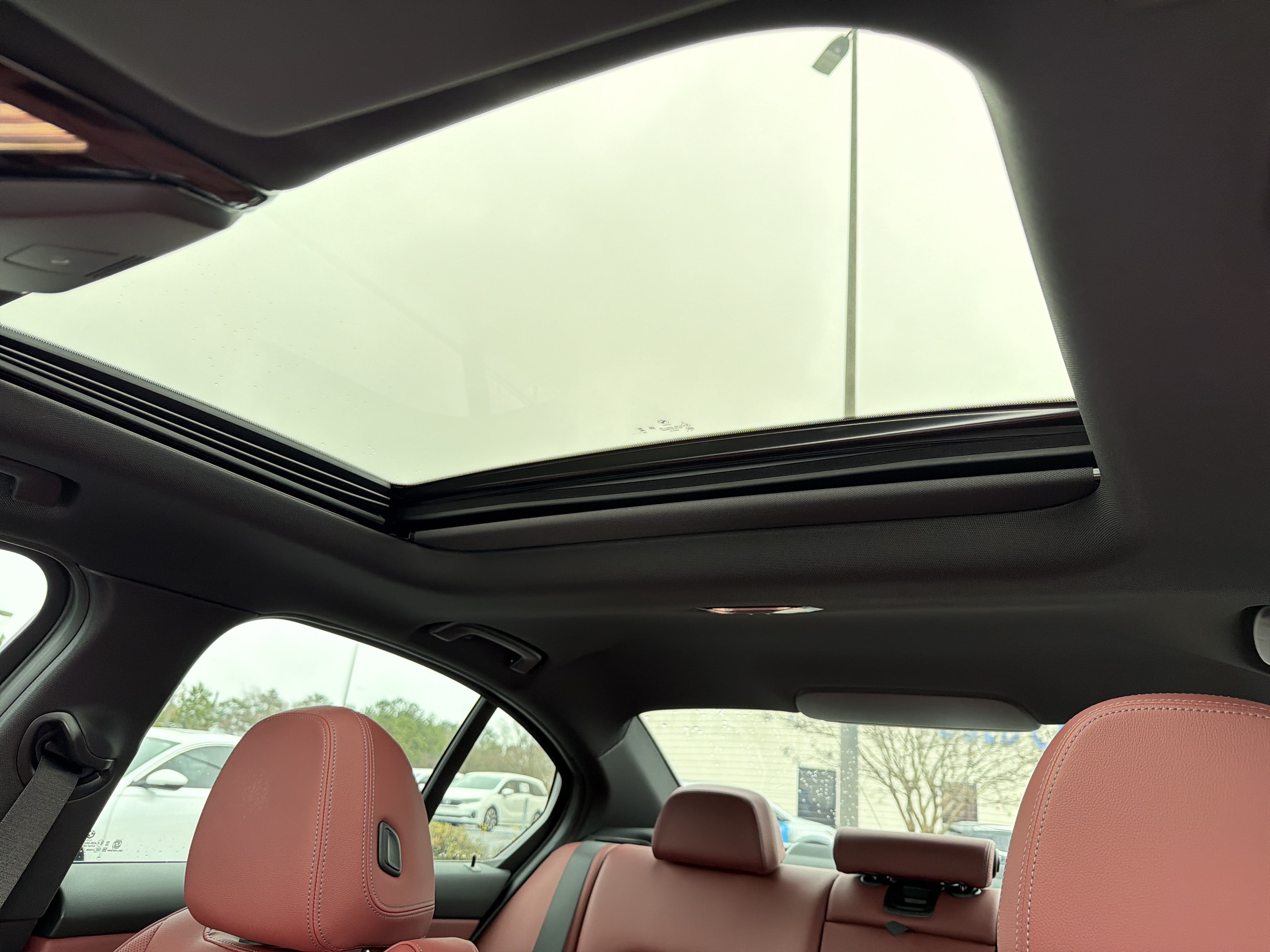 New 2026 BMW 330i Sedan w/ M Sport Package RWD image 18