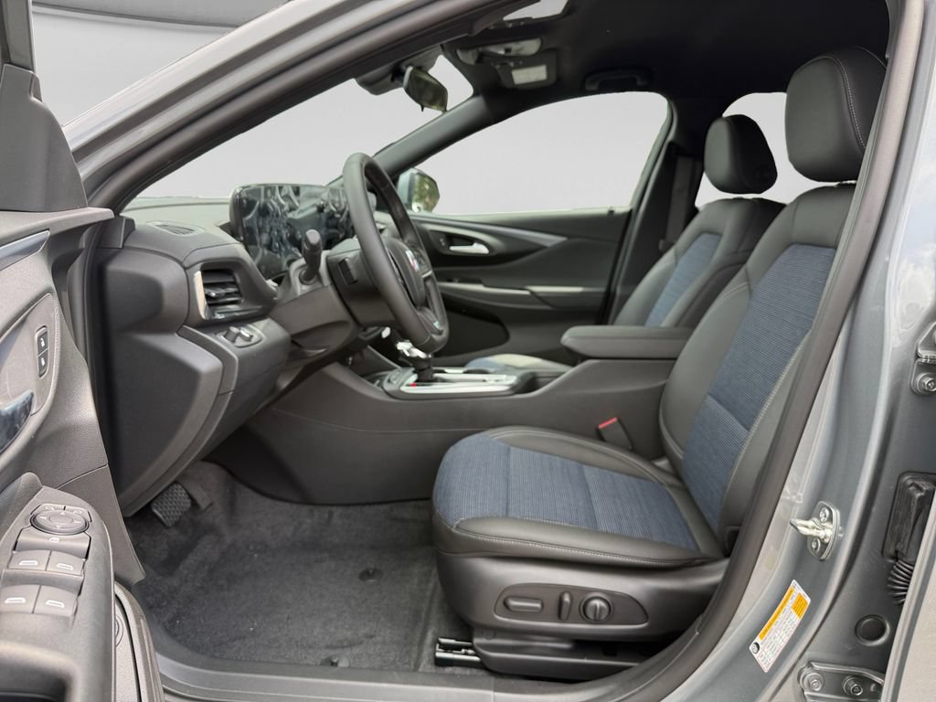 New 2026 Buick Envista Sport Touring w/ Convenience I Package FWD image 10