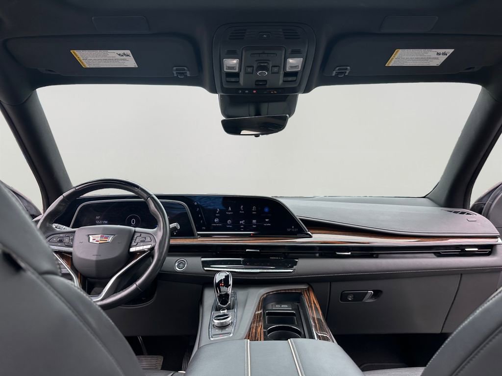 Used 2023 Cadillac Escalade ESV Premium Luxury image 10