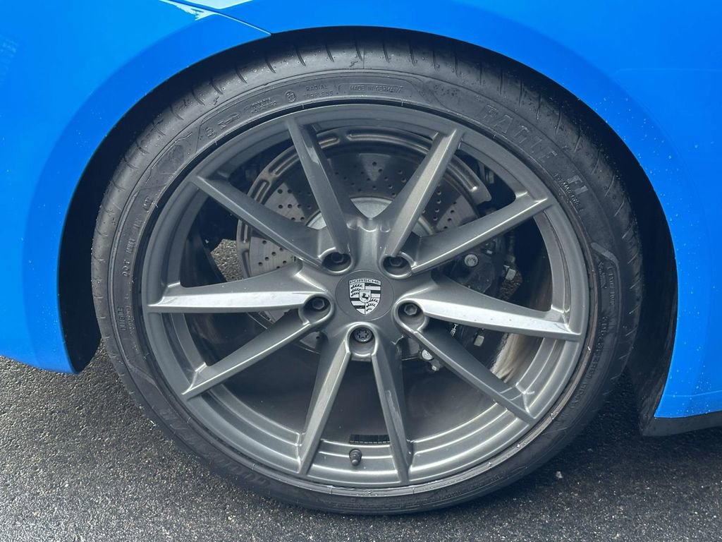 Certified 2024 Porsche 911 Carrera T image 9