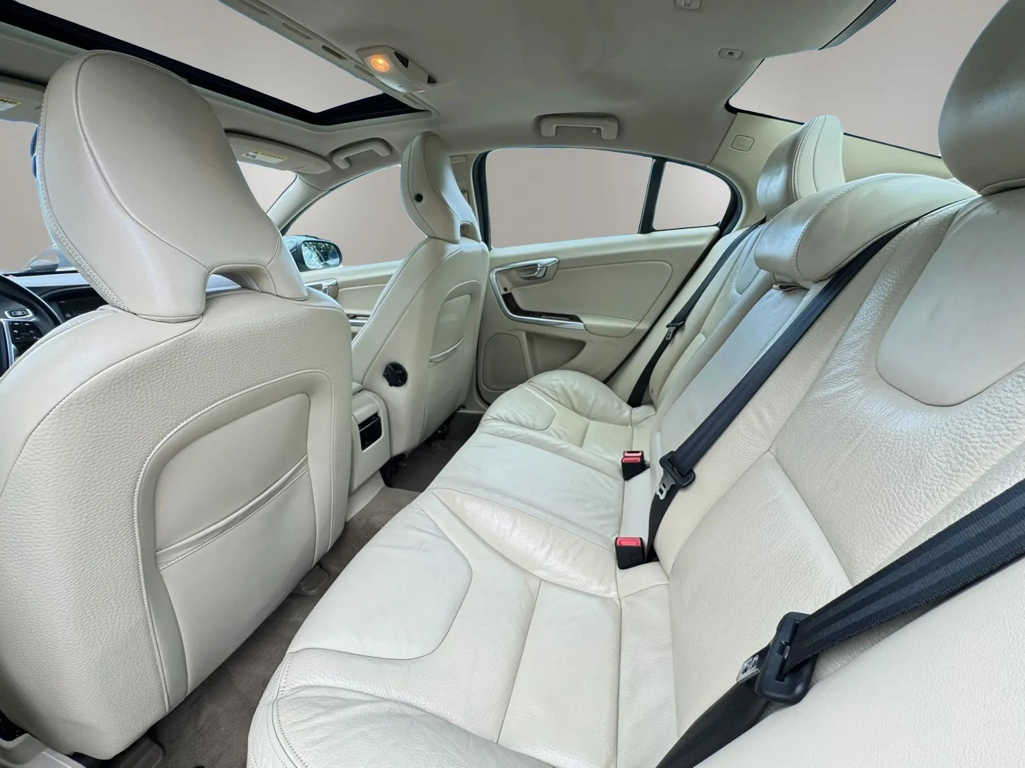 Used 2012 Volvo S60 T5 FWD image 13
