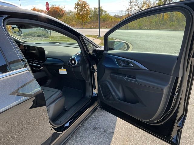 New 2026 Chevrolet Equinox EV LT image 14