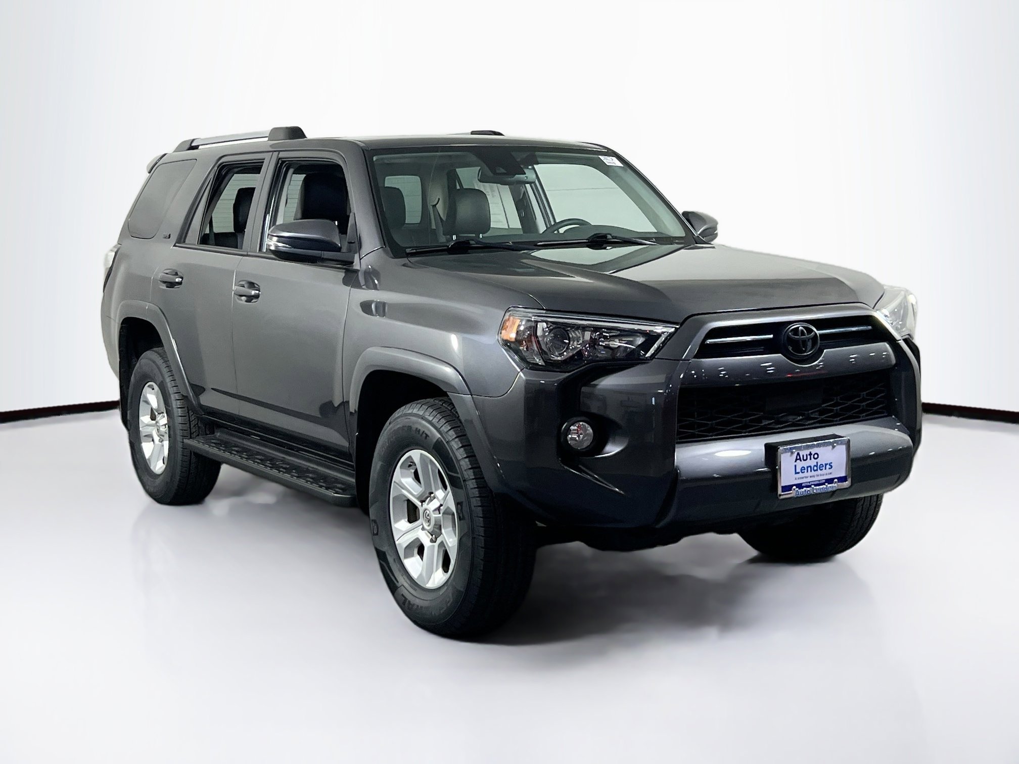 Used 2020 Toyota 4Runner SR5 Premium image 3