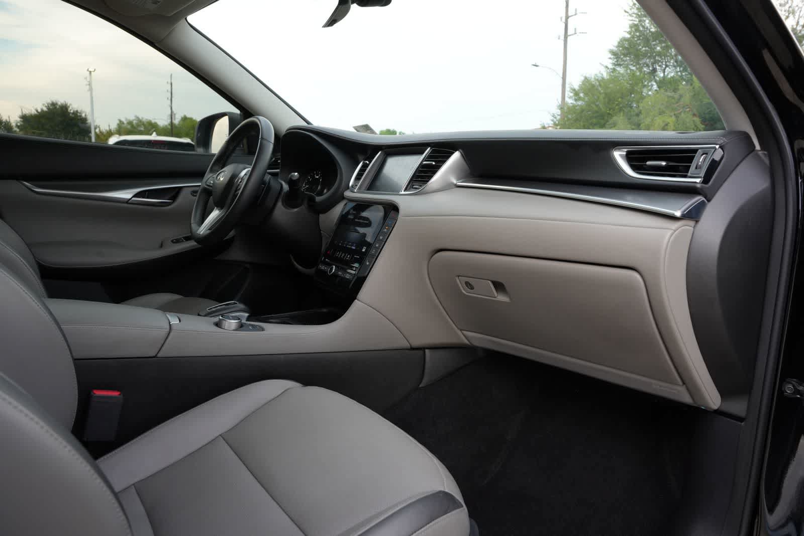 Used 2023 INFINITI QX50 Luxe AWD/4WD image 21