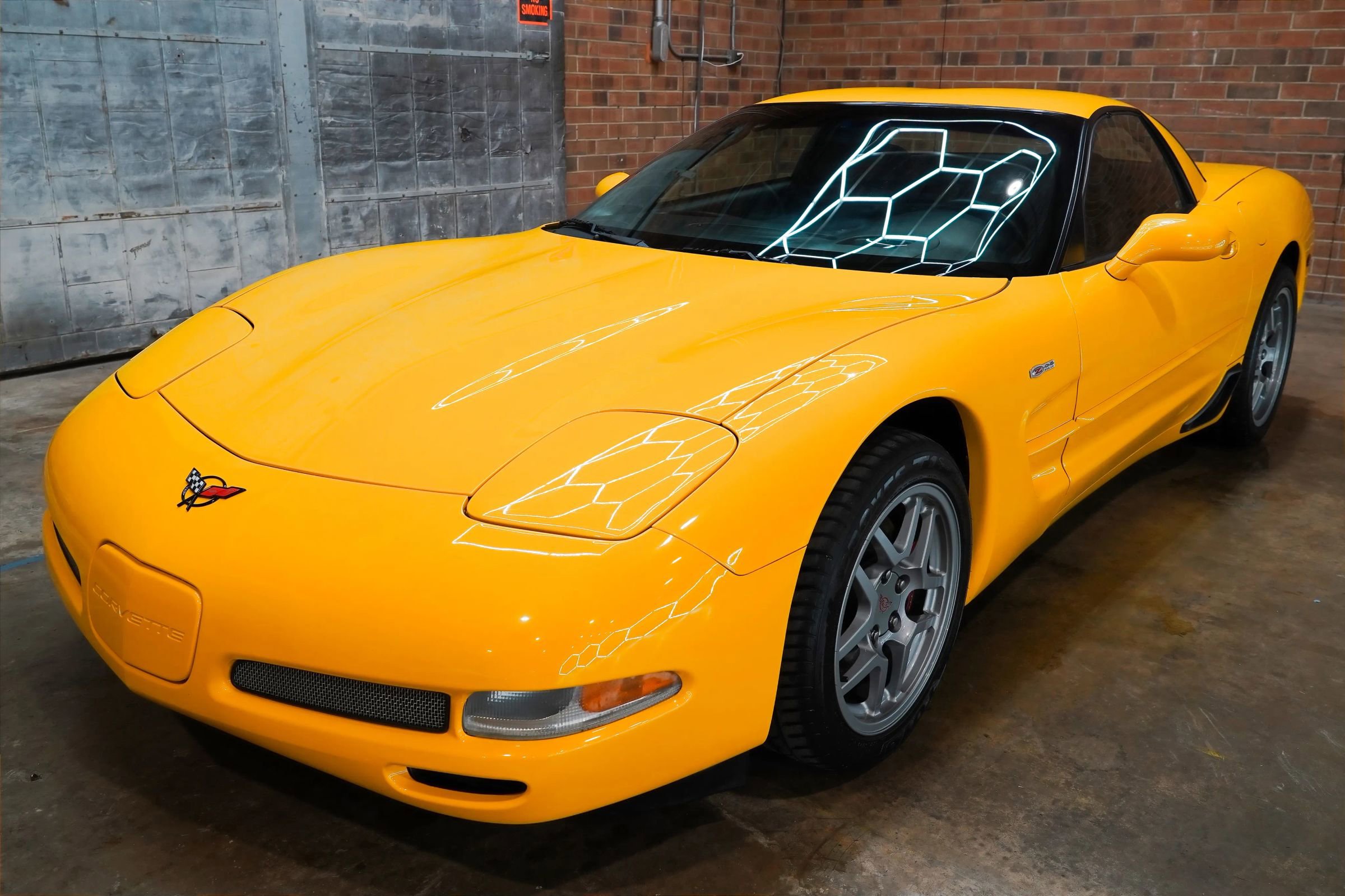 Used 2002 Chevrolet Corvette Z06 w/ Memory Pkg RWD image 22