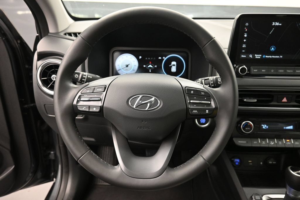 Used 2022 Hyundai Kona Limited FWD image 6