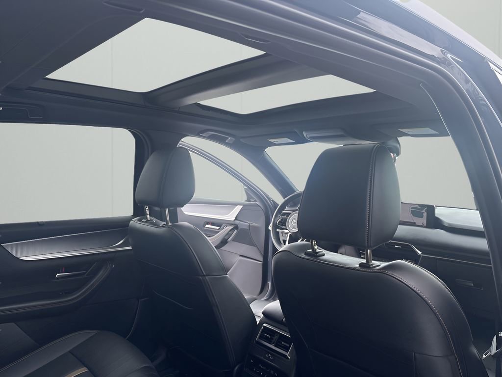 Used 2025 MAZDA CX-70 3.3 Turbo w/ Premium Plus Pkg image 18