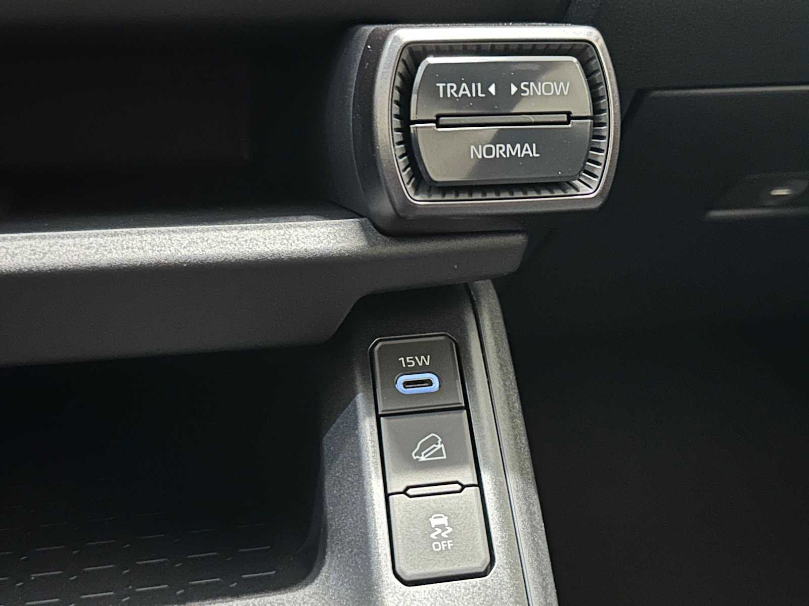 Certified 2026 Toyota RAV4 LE AWD/4WD image 16