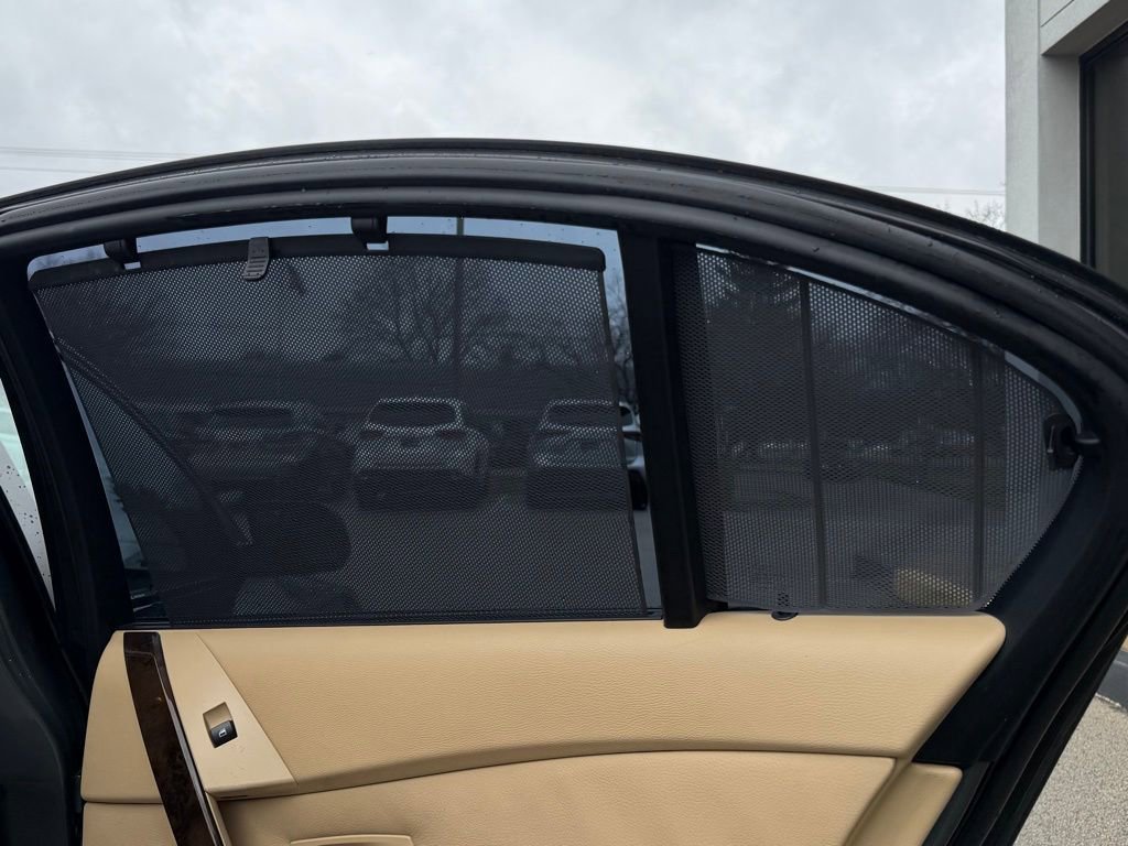 Used 2005 BMW 545i Sedan image 27