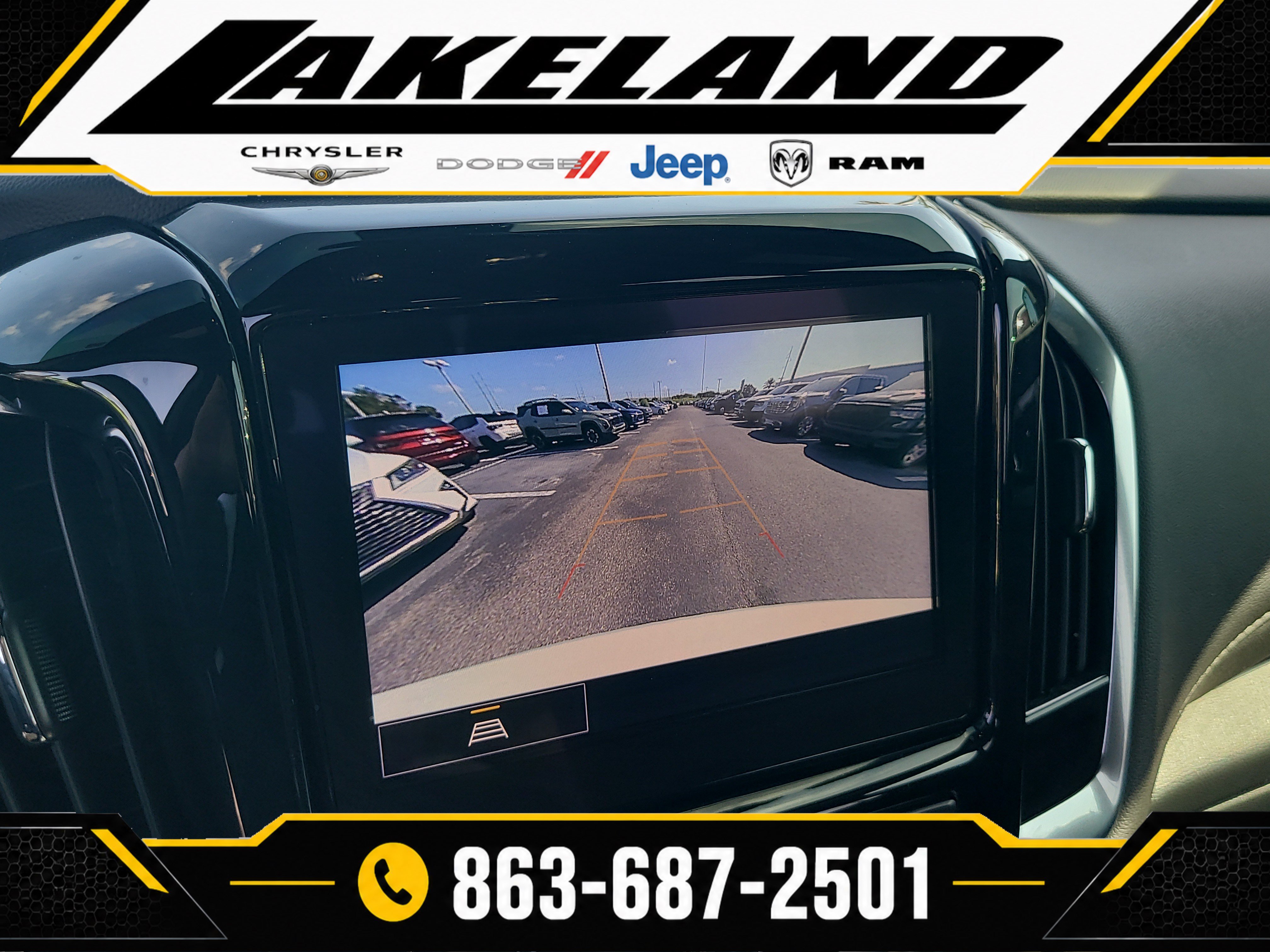 Used 2023 Chevrolet Traverse LT AWD/4WD image 22