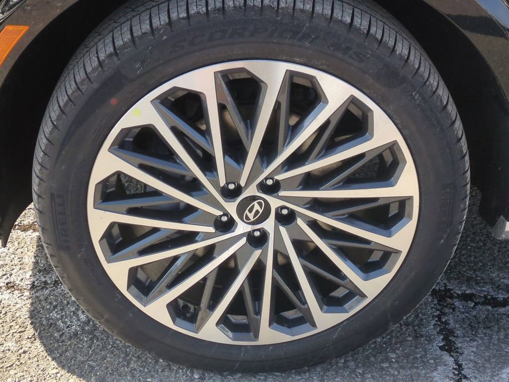 New 2026 Hyundai Palisade Calligraphy image 9