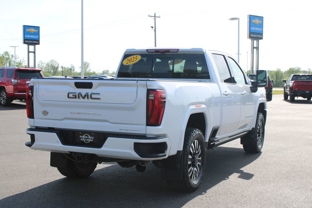 Used 2025 GMC Sierra 2500 Denali Ultimate image 9