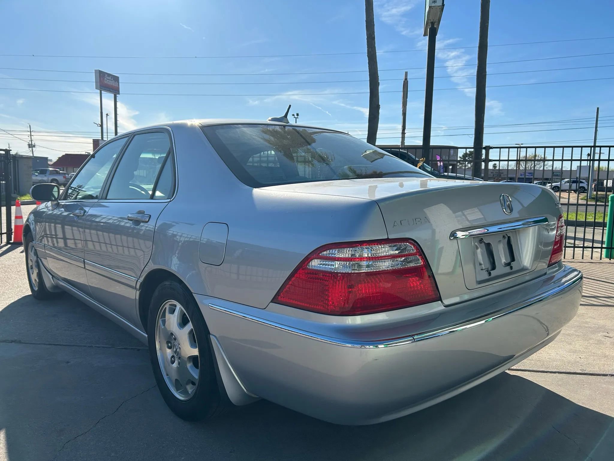 Used 2004 Acura RL image 4
