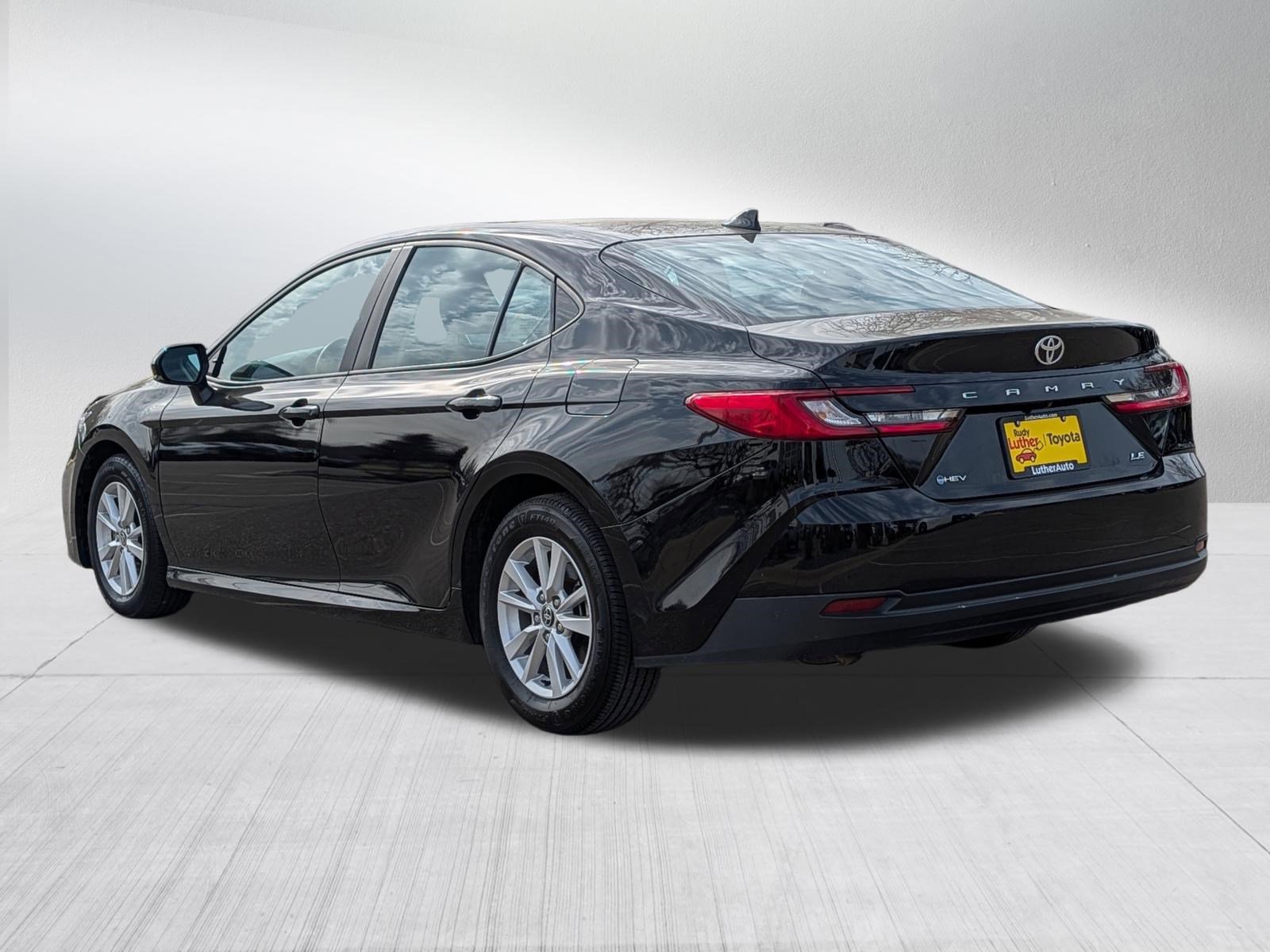 Certified 2025 Toyota Camry LE FWD image 6