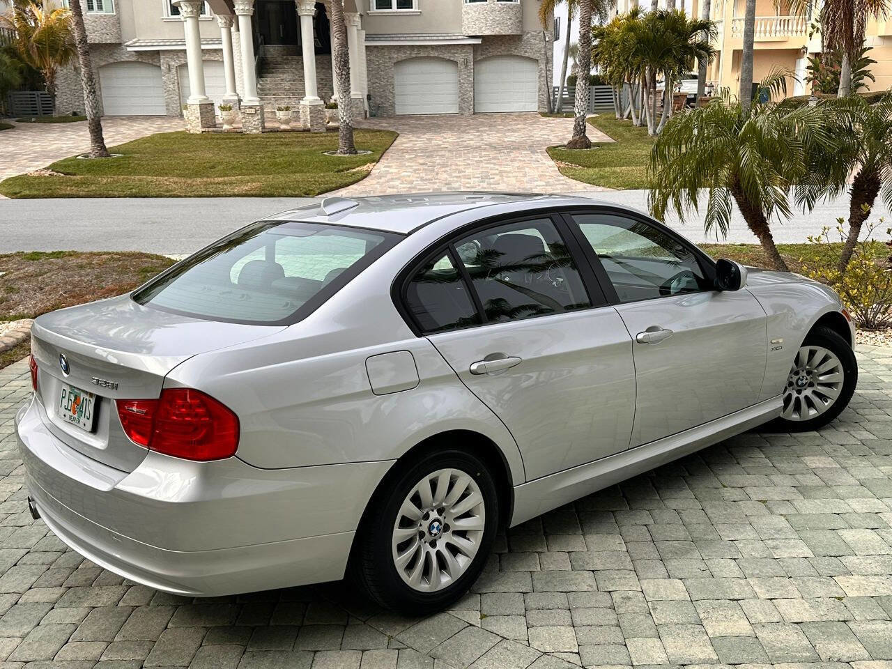 Used 2009 BMW 328i xDrive 328i xDrive AWD 4dr Sedan SULE image 8