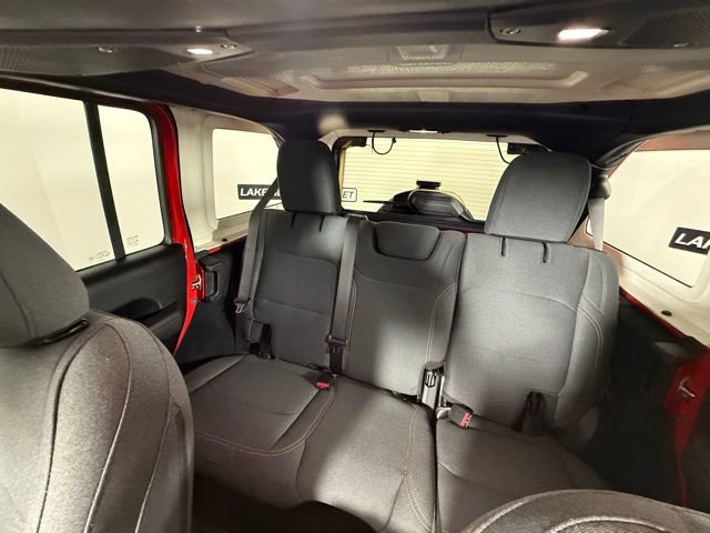 Used 2024 Jeep Wrangler Sport S image 28