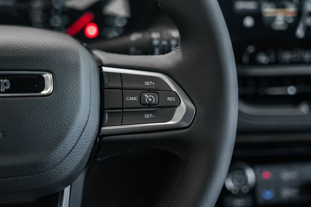 New 2026 Jeep Compass Latitude image 28