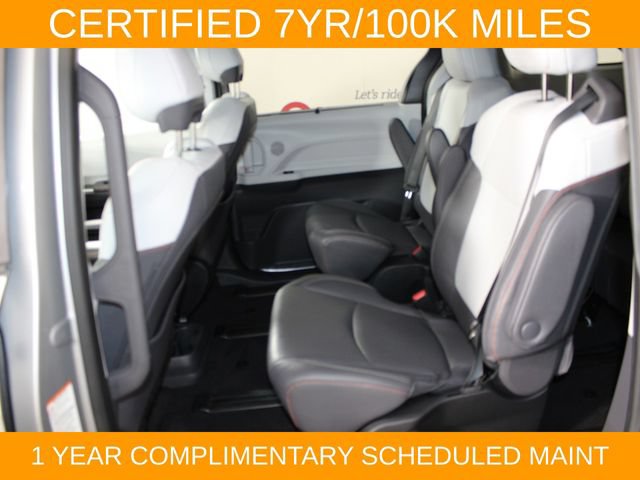 Used 2023 Toyota Sienna XSE AWD/4WD image 14