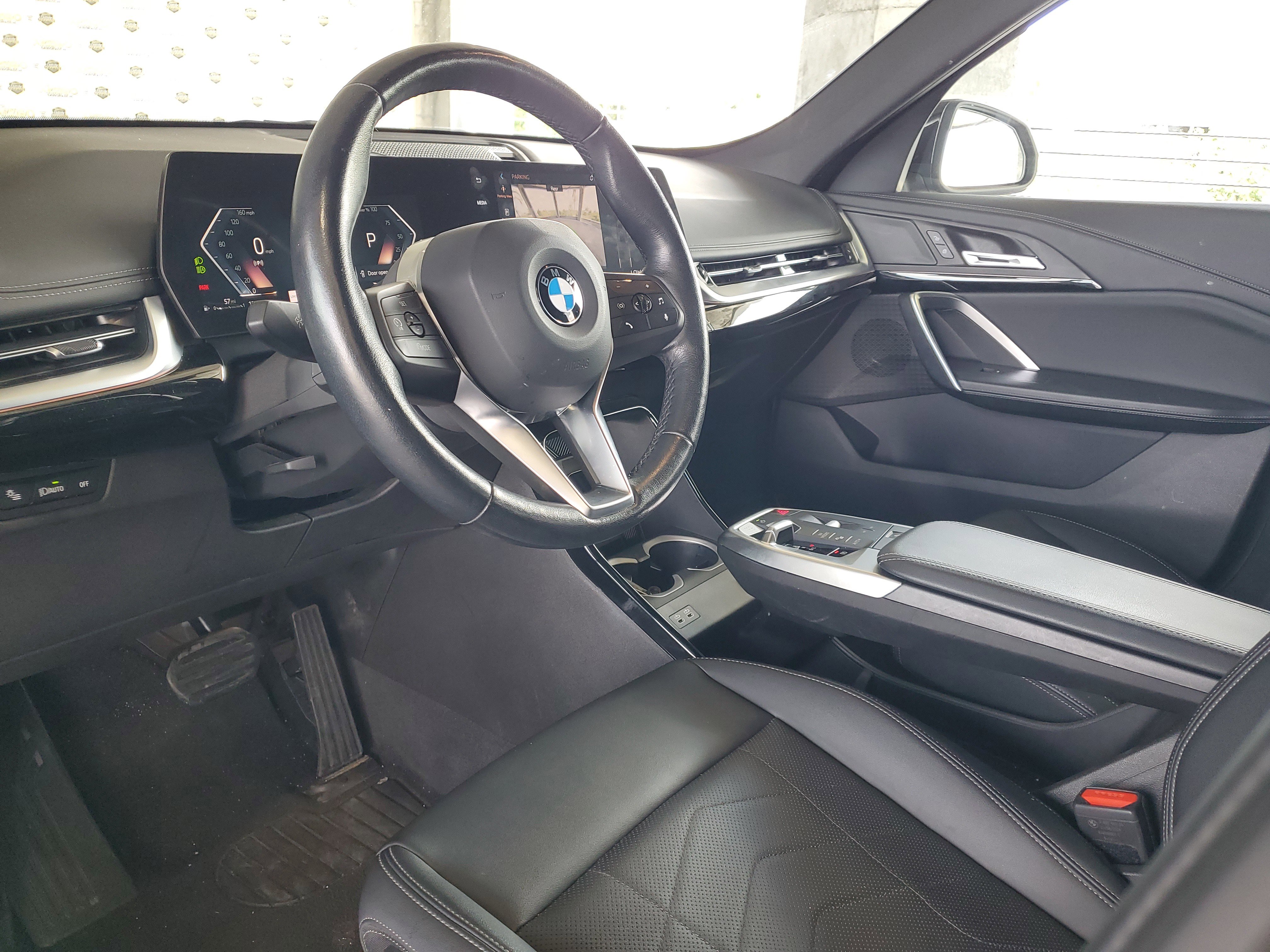 Used 2025 BMW X1 xDrive28i AWD/4WD image 17
