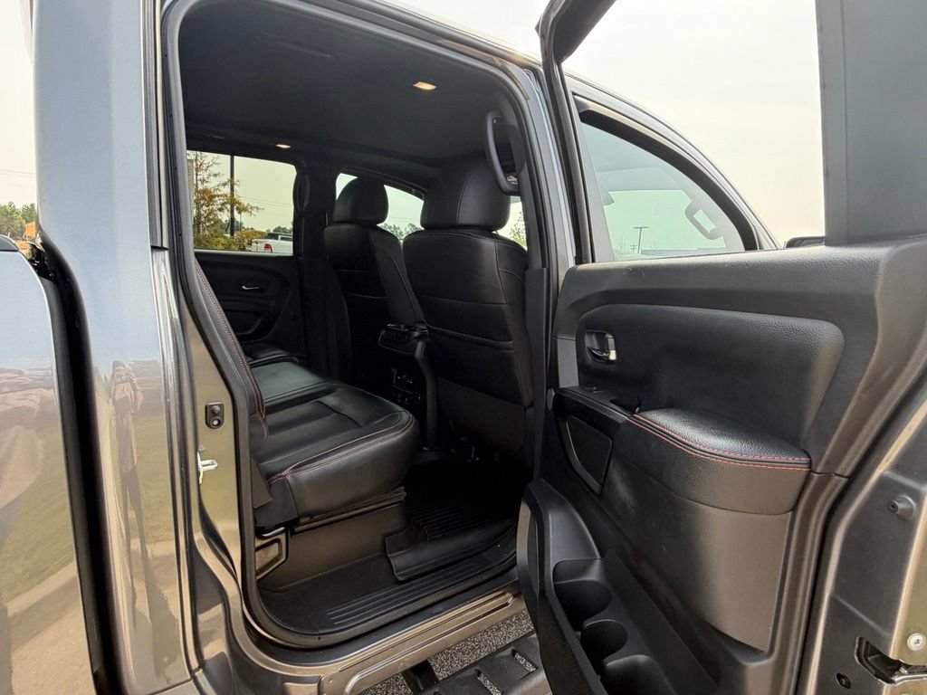 Used 2023 Nissan Titan PRO-4X w/ Pro-4x Convenience Package AWD/4WD image 47