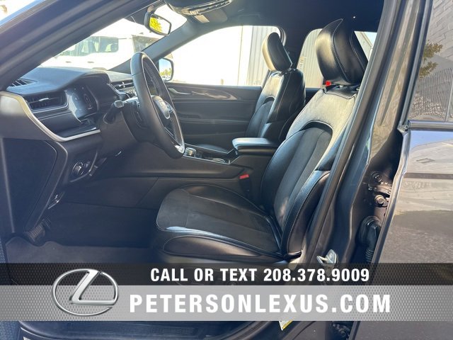 Used 2023 Jeep Grand Cherokee L Laredo image 21