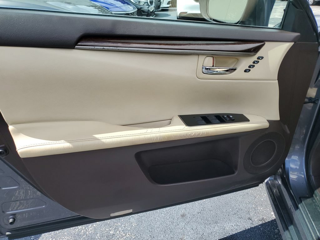 Used 2017 Lexus ES 350 FWD image 18